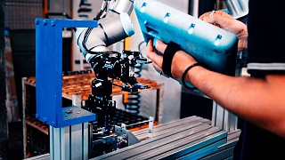 Внедрение автоматизации и роботизированных ячеек сегодня